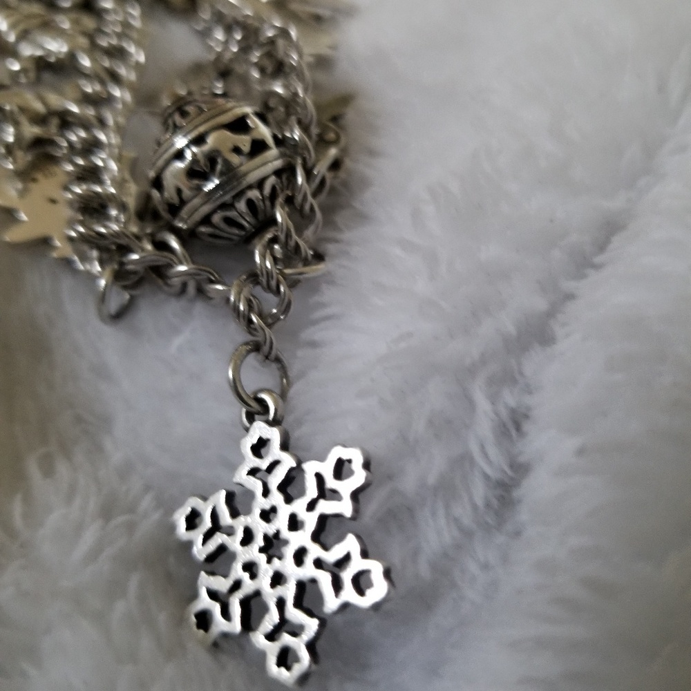 James avery Dutch snowflake